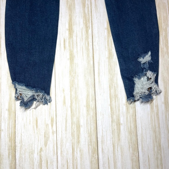 American Eagle Women’s Next Level Stretch Jegging Crop Distressed Hi-rise Jeans - Picture 4 of 11